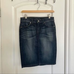 Level 99 denim pencil skirt dark wash 27